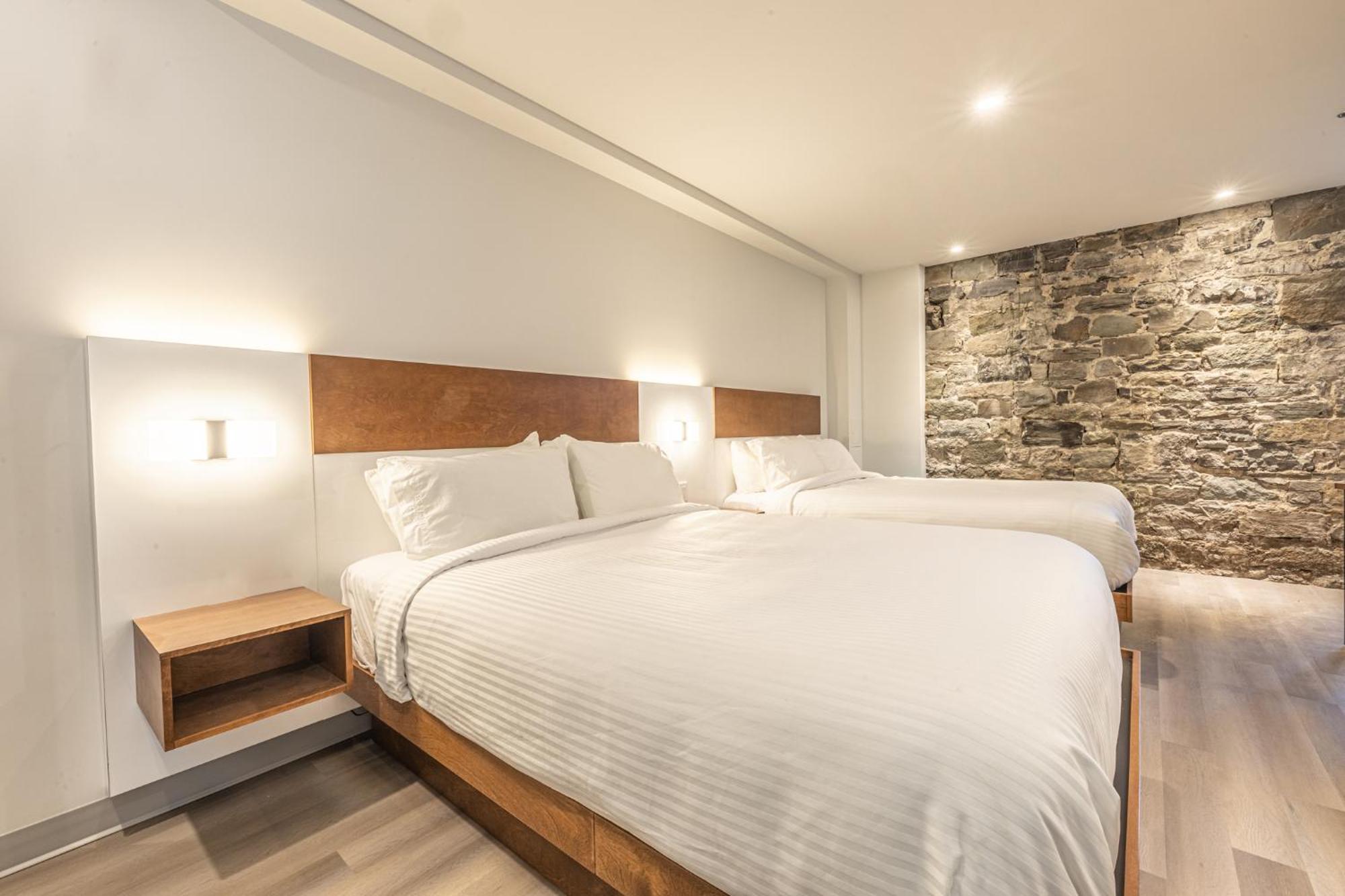 Hotel Manoir Vieux-Quebec ภายนอก รูปภาพ